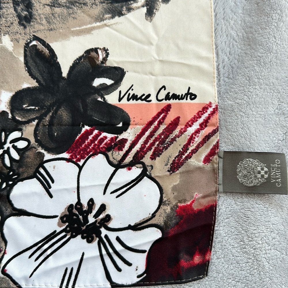 Scarf- Vince Camuto square scarf floral